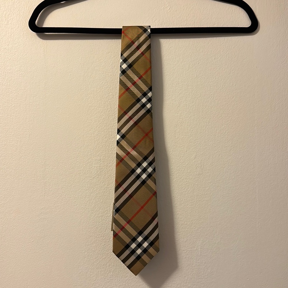 NWT Burberry classic check tie